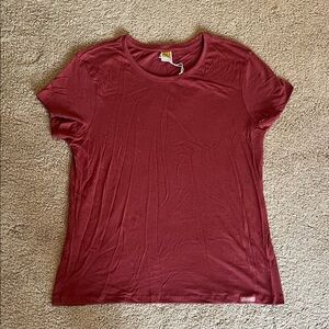 Onno Women’s Beechwood T-shirt- Brick Red